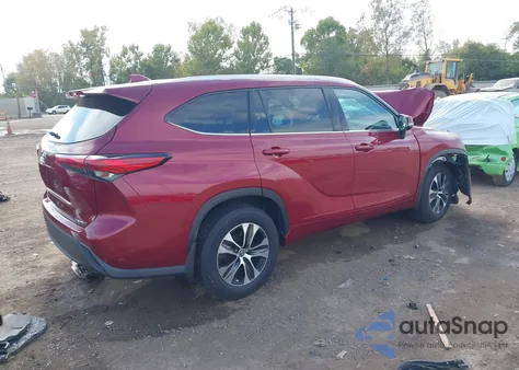 2021 Toyota Highlander Xle из США, поврежденный, VIN 5TDGZRBH6MS110338